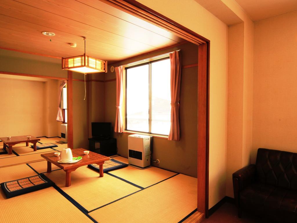 You Resort Hotel Yamanouchi  Dış mekan fotoğraf